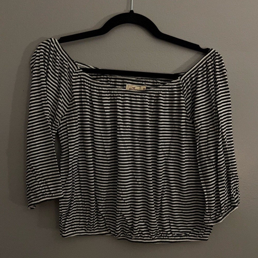 Hollister - Long Sleeve